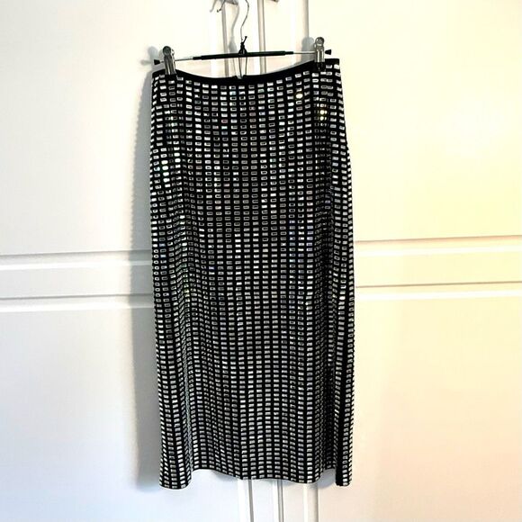 NWT WeWoreWhat Black Geo Crystal Midi Skirt.  Size S - Picture 3 of 6